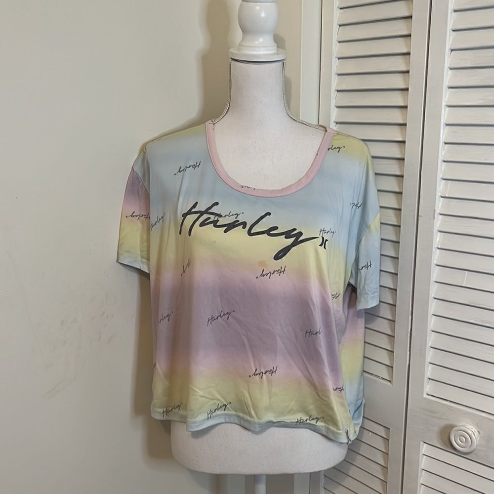 HURLEY Pastel Ombre Short Sleeved Crop Top.  Size Medium